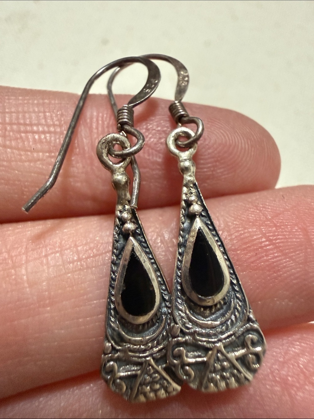 Sterling Silver 925 Black Teardrop Dangle Earrings